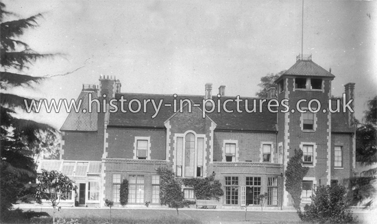 Guisnes Court, Tollesbury, Essex. c.1910